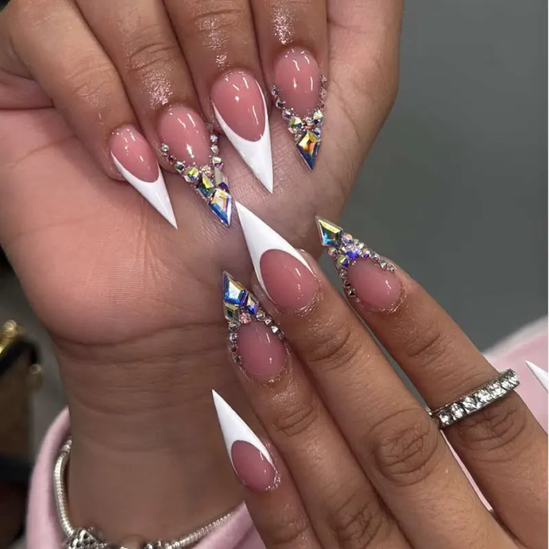 Expressions Nails & Spa — Nail salon in Henderson